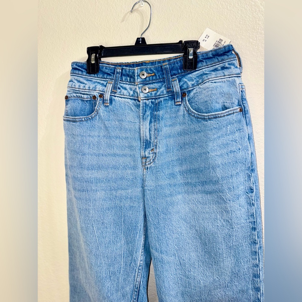 Abercrombie & Fitch Light Blue Denim Pants‎ - Picture 3 of 8